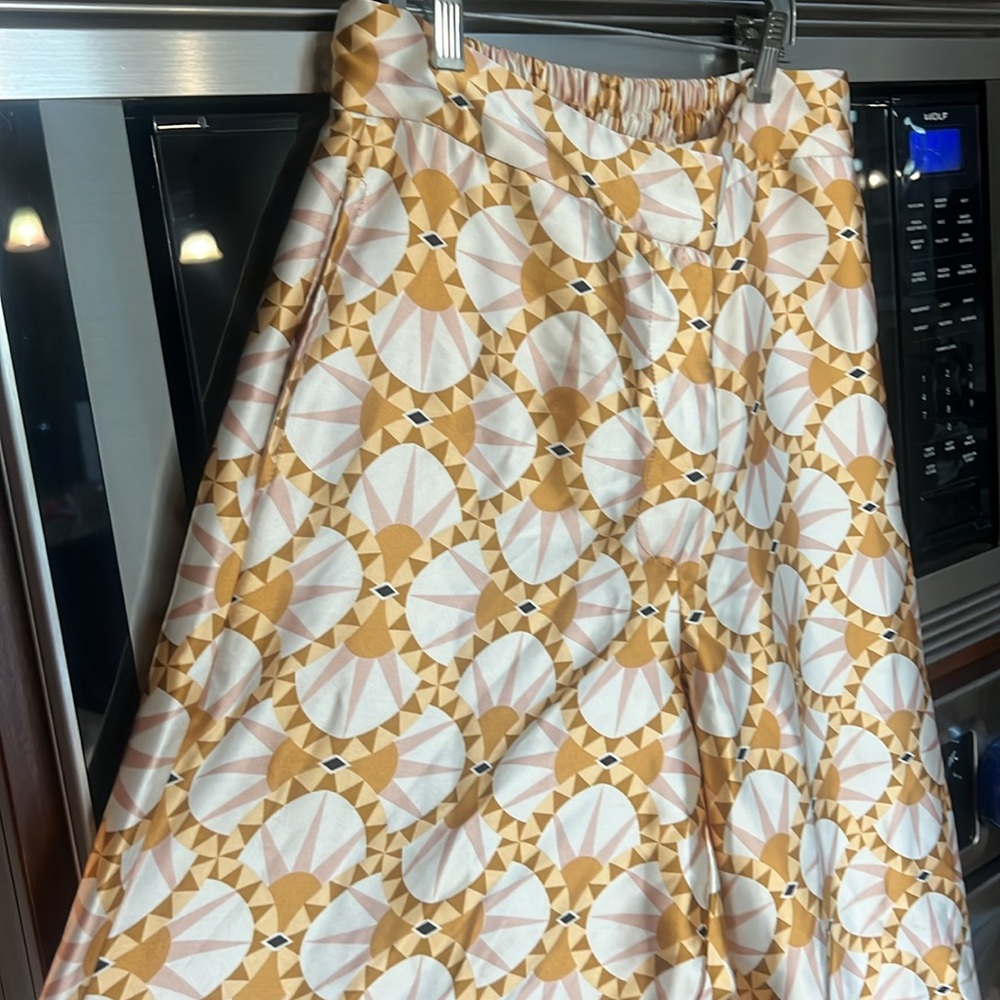 House of Harlow 1960 Gold and White Wide-Leg Trousers - Picture 3 of 10